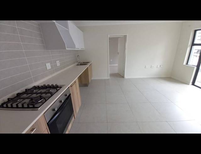 1 BEDROOM APARTMENT FOR SALE IN MODDERFONTEIN
